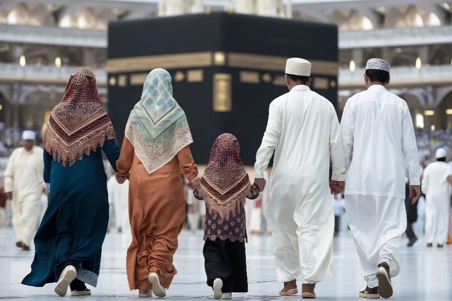 Pros and Cons of Makkah Clock Tower