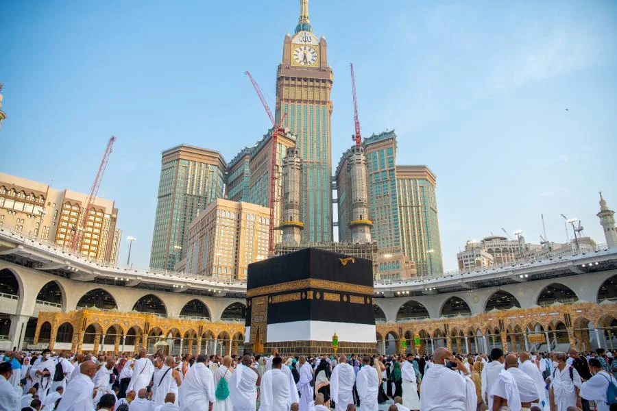 Five-Star Hotels Make Ramadan Umrah